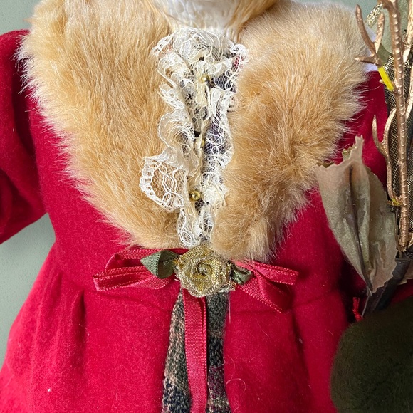 20” Elegantly Dressed Holiday Ceramic Dog Figurine Golden Retriever Yellow Lab - Picture 10 of 13